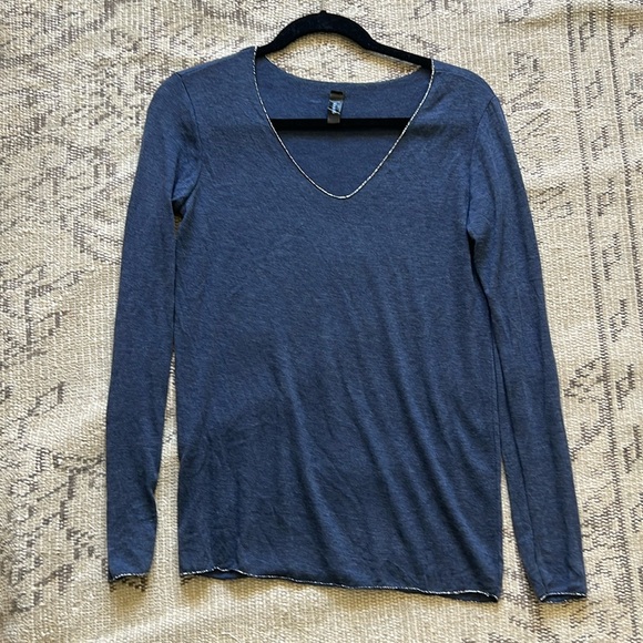 Cashmere Blend Venti6 v neck sparkle trim sweater - Picture 1 of 5